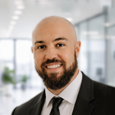 tyler_veverka Tyler Veverka headshot Healthcare Strategist & Marketer
